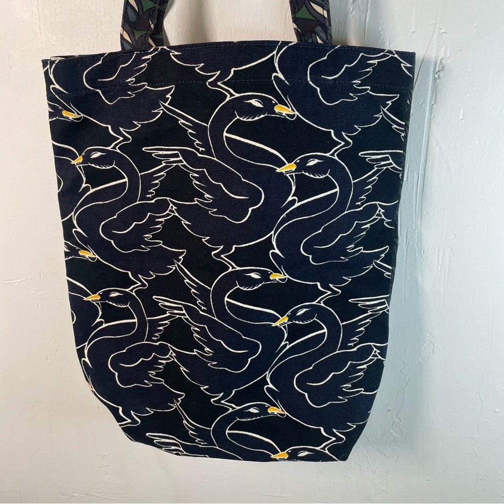 Tory Burch Printed Canvas Tote Everywhere Curly Ribbons - Black Swan - Picture 4 of 10